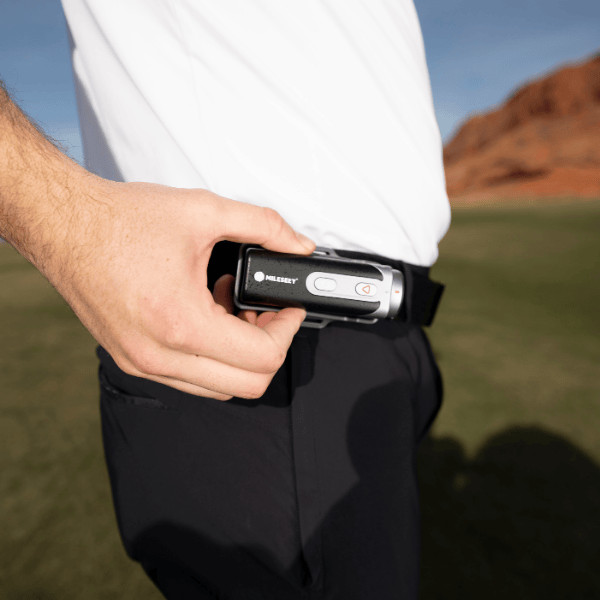 【 IONME 2 高爾夫果嶺測距儀 】±1/36碼精準果嶺戰,秒獲距離/坡度/校準!