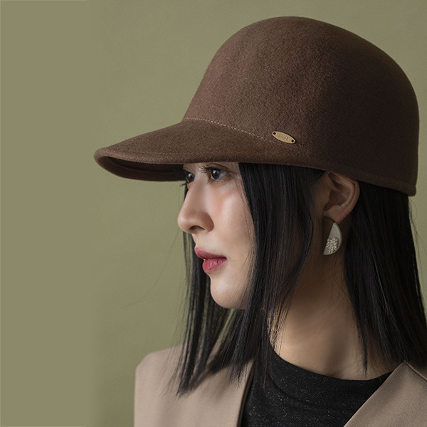 簡約挺版馬術鴨舌帽-巧克 質感女帽,設計師女帽,法式女帽