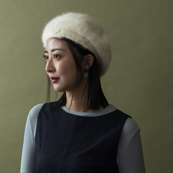 毛茸茸兔毛貝蕾帽-雪白 質感女帽,設計師女帽,法式女帽