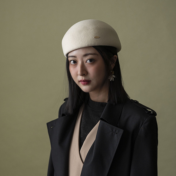 法式簡約弧形羊毛貝蕾帽-白色 質感女帽,設計師女帽,法式女帽
