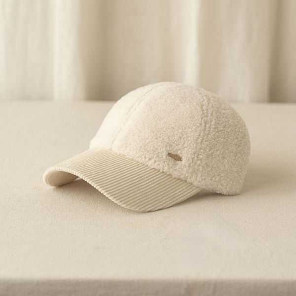 小羔羊拼接燈芯絨設計感鴨舌帽-雪白 質感女帽,設計師女帽,法式女帽