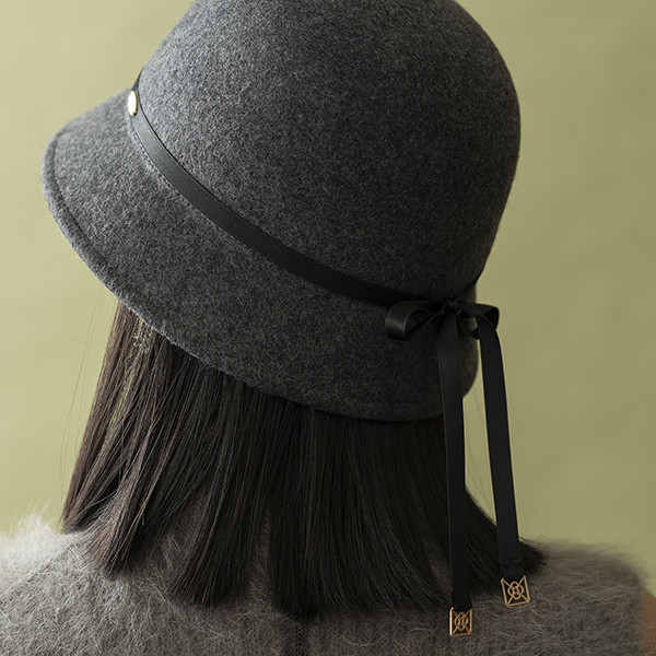 法式圓頂細綁帶小帽簷羊毛淑女帽-深灰 質感女帽,設計師女帽,法式女帽