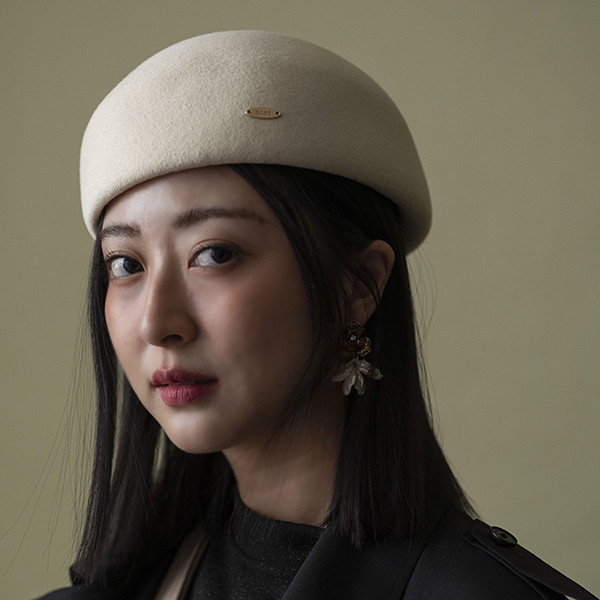 法式簡約弧形羊毛貝蕾帽-白色 質感女帽,設計師女帽,法式女帽