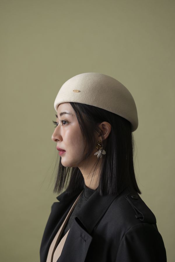 法式簡約弧形羊毛貝蕾帽-白色 質感女帽,設計師女帽,法式女帽