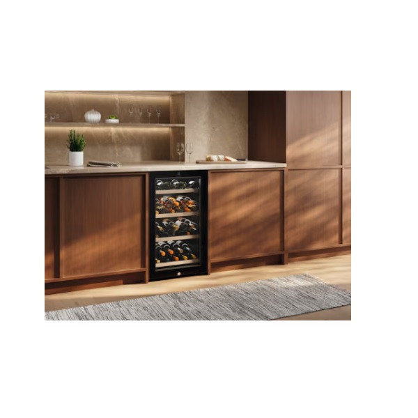 EWS830FCB-X 獨立式單溫紅酒櫃-35瓶 Electrolux 伊萊克斯 Electrolux 伊萊克斯 EWS830FCB-X 獨立式單溫紅酒櫃-35瓶