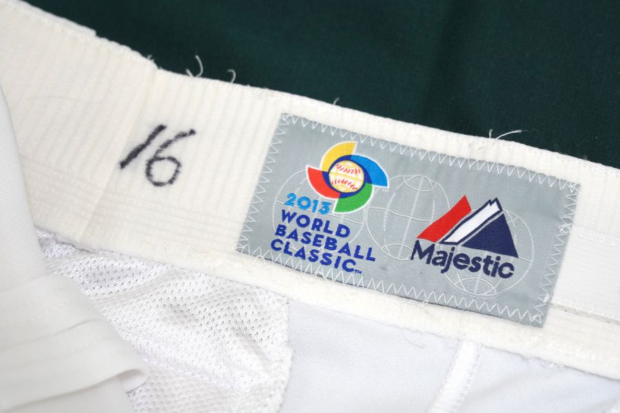 2013年世界棒球經典賽周思齊實戰簽名球褲-02 周思齊,中華職棒,親簽版,實戰球褲,棒球,球員,經典賽,中華隊