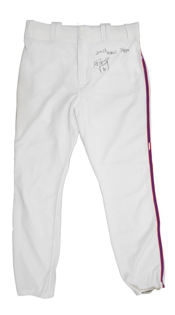 2013年世界棒球經典賽周思齊實戰簽名球褲-02 周思齊,中華職棒,親簽版,實戰球褲,棒球,球員,經典賽,中華隊