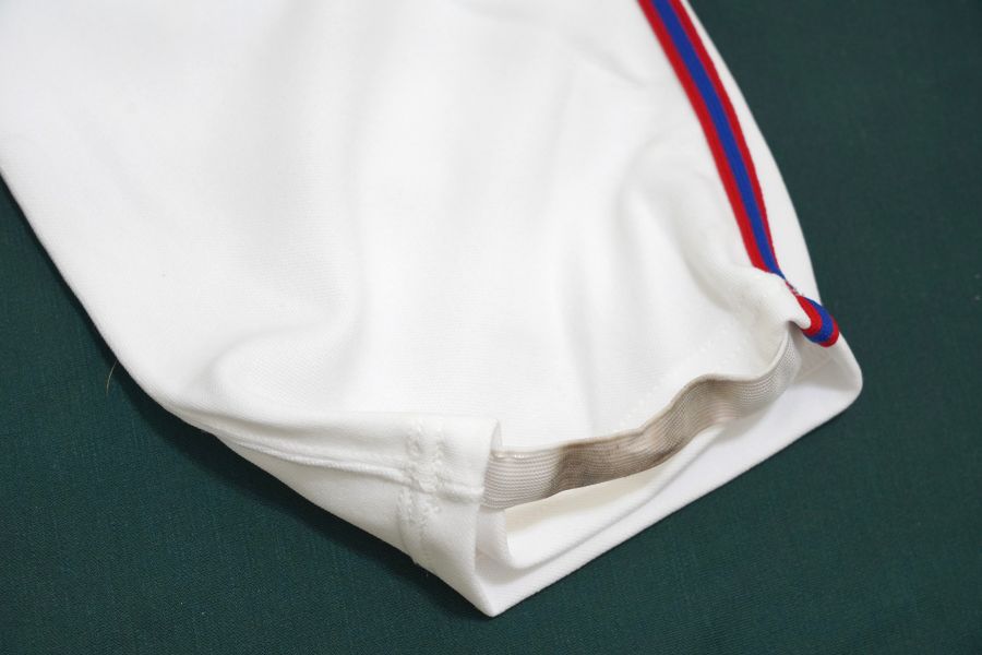 2013年世界棒球經典賽周思齊實戰簽名球褲-02 周思齊,中華職棒,親簽版,實戰球褲,棒球,球員,經典賽,中華隊