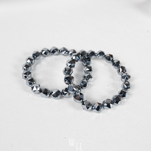 鈦赫茲鑽切手串 