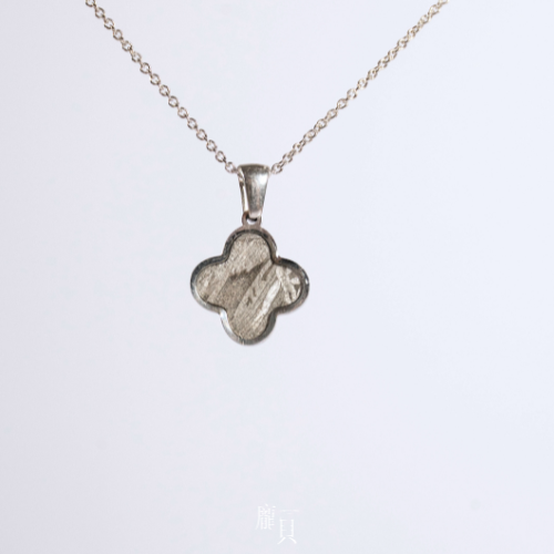 阿勒泰天鐵吊墜 