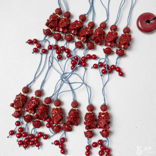 紅朱砂咬錢獸吊墜 