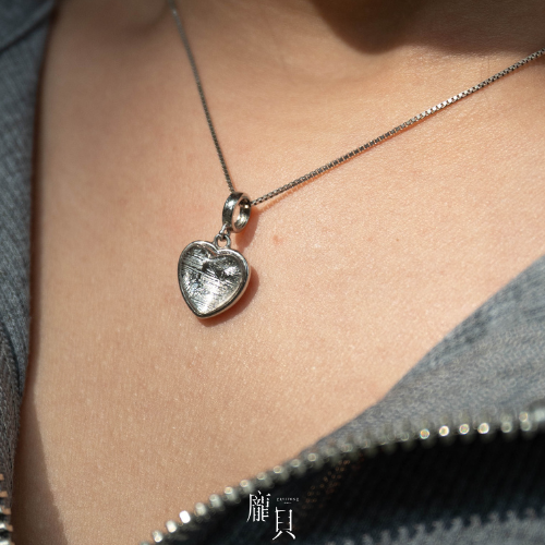 瑞典天鐵吊墜｜一心一宇宙 