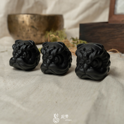 黑曜石醒獅頭 