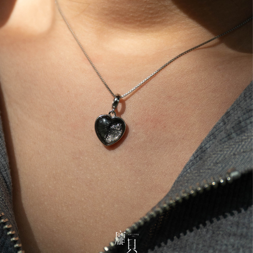 瑞典天鐵吊墜｜一心一宇宙 