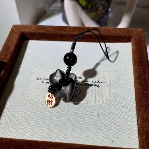 銀耀石貓咪小吊飾 