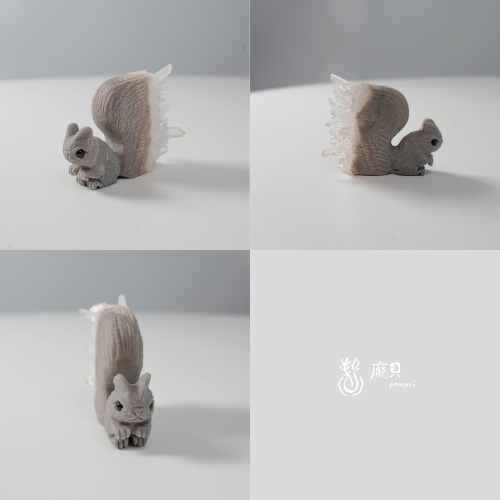 精雕白水晶松鼠 