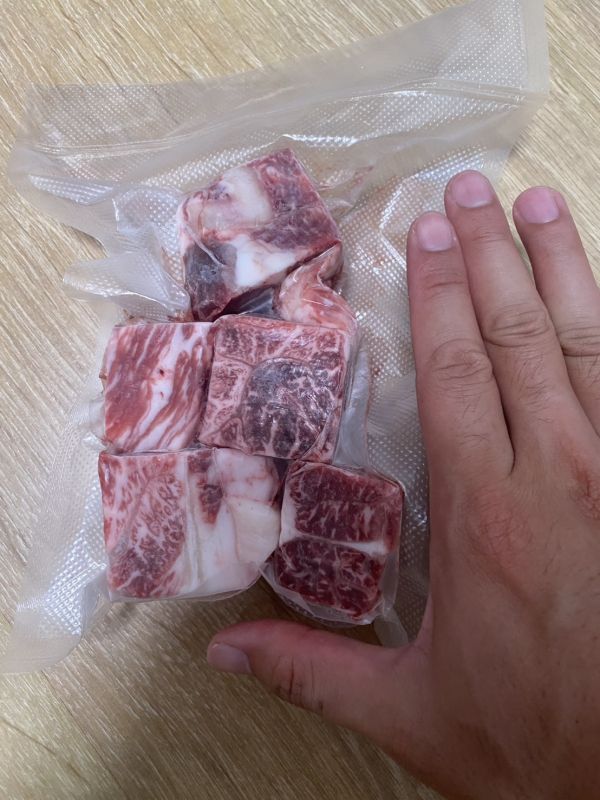 【樂本和牛】日本A5和牛,燉肉塊 300g 日本A5和牛 牛排  骰子牛 1人份