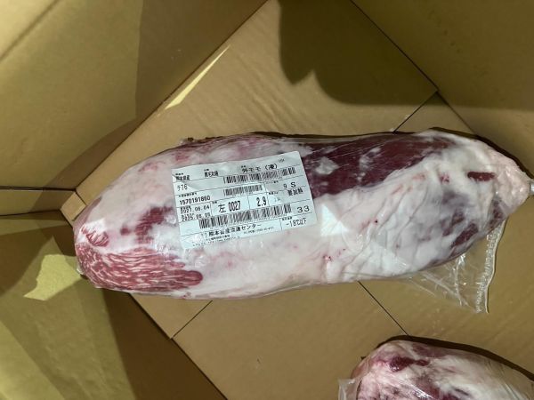 【原肉-後腿】日本A5和牛 BMS10 L外大腿 2.9KG 日本和牛, A5和牛, 頂級和牛, 原肉和牛, 樂本和牛, 宅配和牛, 和牛直送, 燒肉和牛, 牛排和牛, 台北和牛宅配