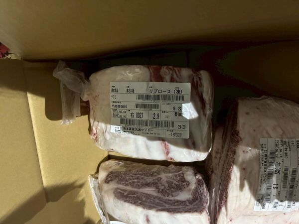 【原肉-牛排】日本A5和牛 BMS10 R肋眼 2.9KG 日本和牛, A5和牛, 頂級和牛, 原肉和牛, 樂本和牛, 宅配和牛, 和牛直送, 燒肉和牛, 牛排和牛, 台北和牛宅配