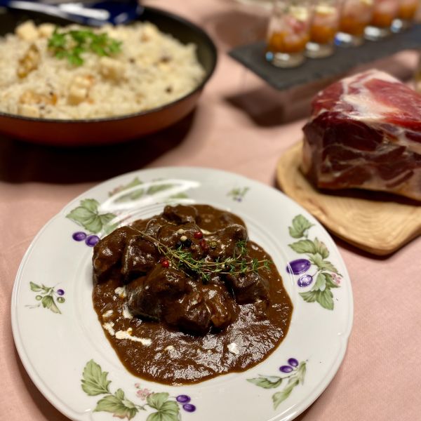 【樂本和牛】日本A5和牛,燉肉塊 300g 日本A5和牛 牛排  骰子牛 1人份