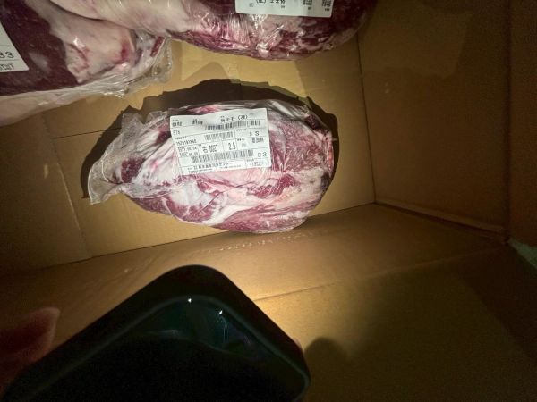 【原肉-後腿】日本A5和牛 BMS10 R外大腿 2.5KG 日本和牛, A5和牛, 頂級和牛, 原肉和牛, 樂本和牛, 宅配和牛, 和牛直送, 燒肉和牛, 牛排和牛, 台北和牛宅配