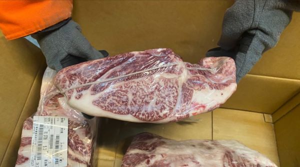 現貨【樂本和牛】- 日本A5和牛 背肩6.8kg 3800(可切骰子、肉片) 日本A5和牛 牛排  骰子牛 1人份