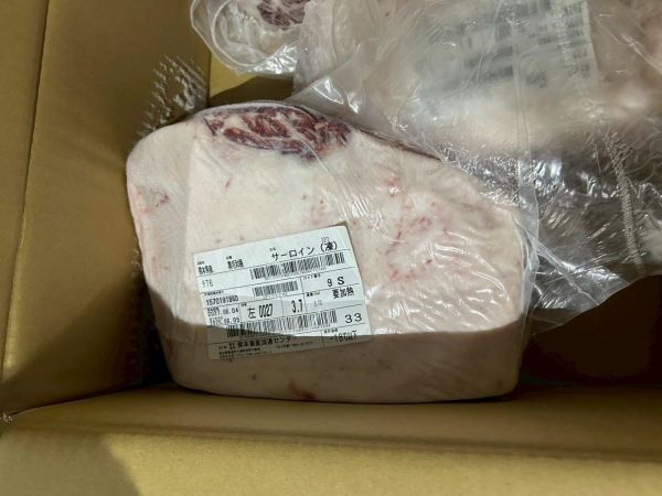 【原肉-牛排】日本A5和牛 BMS10 L紐約客 3.7KG 日本和牛, A5和牛, 頂級和牛, 原肉和牛, 樂本和牛, 宅配和牛, 和牛直送, 燒肉和牛, 牛排和牛, 台北和牛宅配