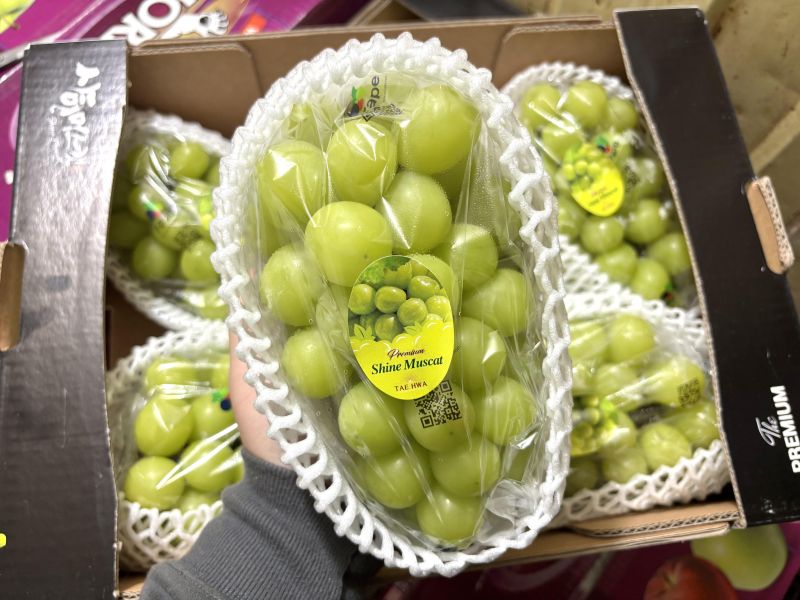 韓國陽光麝香葡萄 5-6串裝規格 CP值高 甜度高 