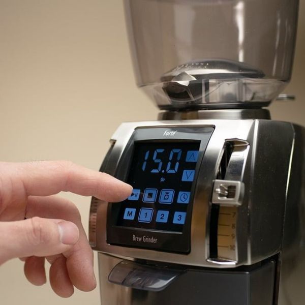 2024全新上市 Baratza Forte-BG 最高階定時定量 單品義式專業電動磨豆 小型商業用研磨機 2024全新上市 Baratza Forte-BG 最高階定時定量 單品義式專業電動磨豆 小型商業用研磨機