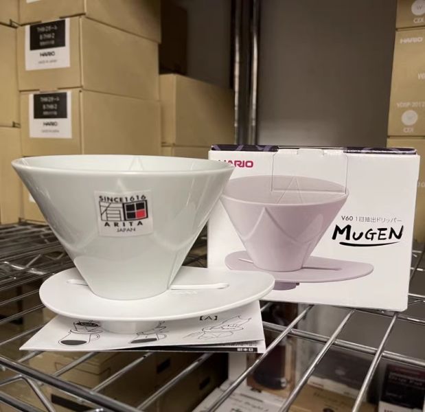 HARIO MUGEN V60 無限濾杯 磁石白色 一刀流(日本製 VDMU-02CW) HARIO MUGEN V60 無限濾杯 磁石白色 一刀流(日本製 VDMU-02CW)