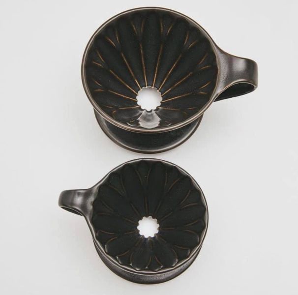 三洋 CAFEC 霧黑限量版 花瓣濾杯 有田燒 1-2/2-4人份 V型濾杯 錐形濾杯 陶瓷濾杯 三洋 CAFEC 霧黑限量版 花瓣濾杯 有田燒 1-2/2-4人份 V型濾杯 錐形濾杯 陶瓷濾杯