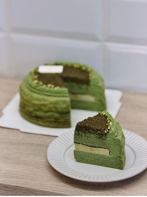 6吋 抹茶杜拜開心果千層 抹茶控,抹茶千層,生日蛋糕,千層蛋糕,開心果 杜拜巧克力 杜拜開心果