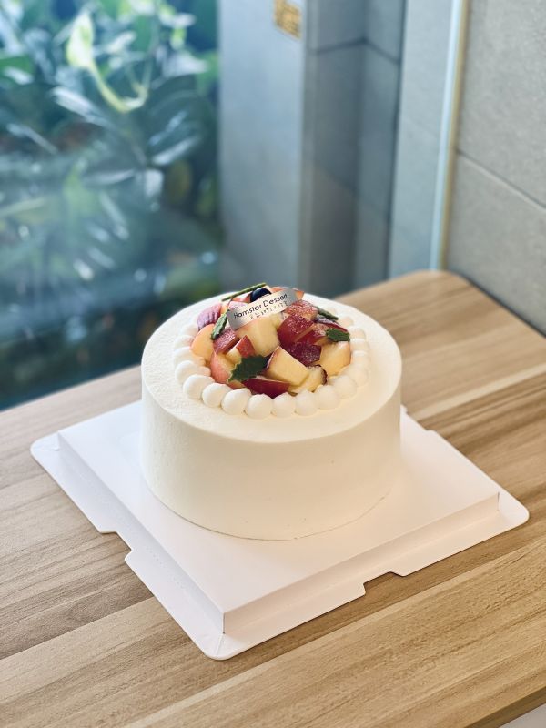 6吋 水蜜桃生乳蛋糕 生日蛋糕、水果蛋糕、玉荷包、荔枝