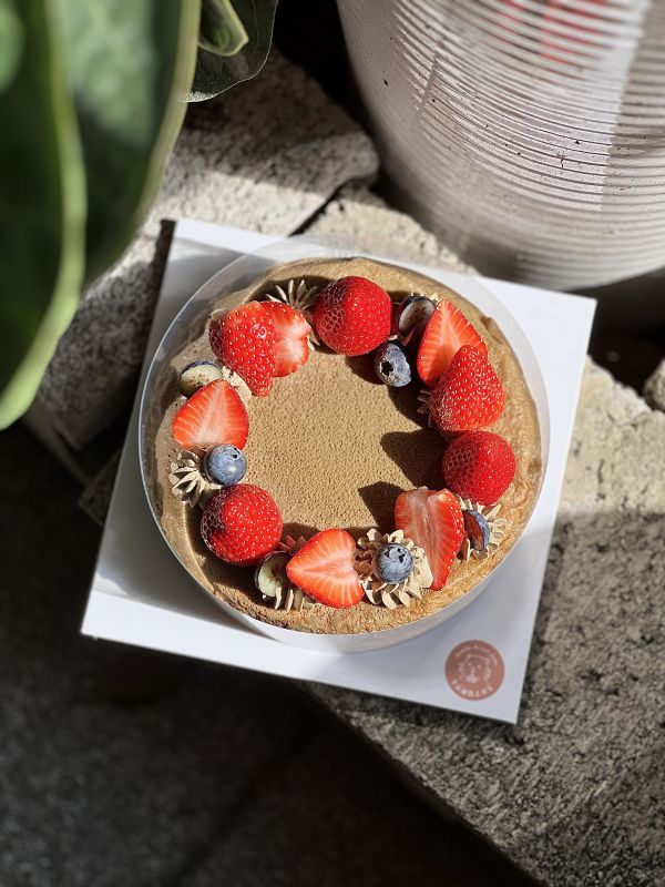 6吋 草莓紅烏龍千層 草莓季,千層蛋糕,生日蛋糕