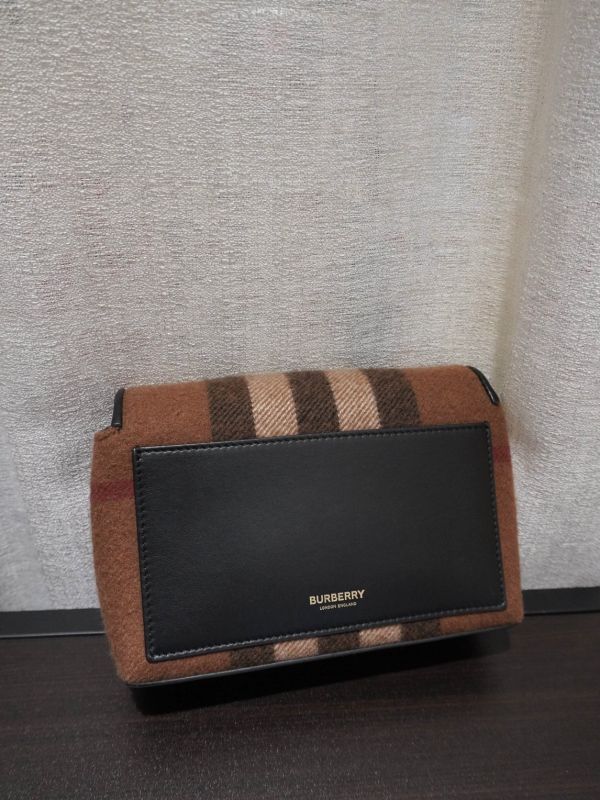 Burberry肩背包  #251937 