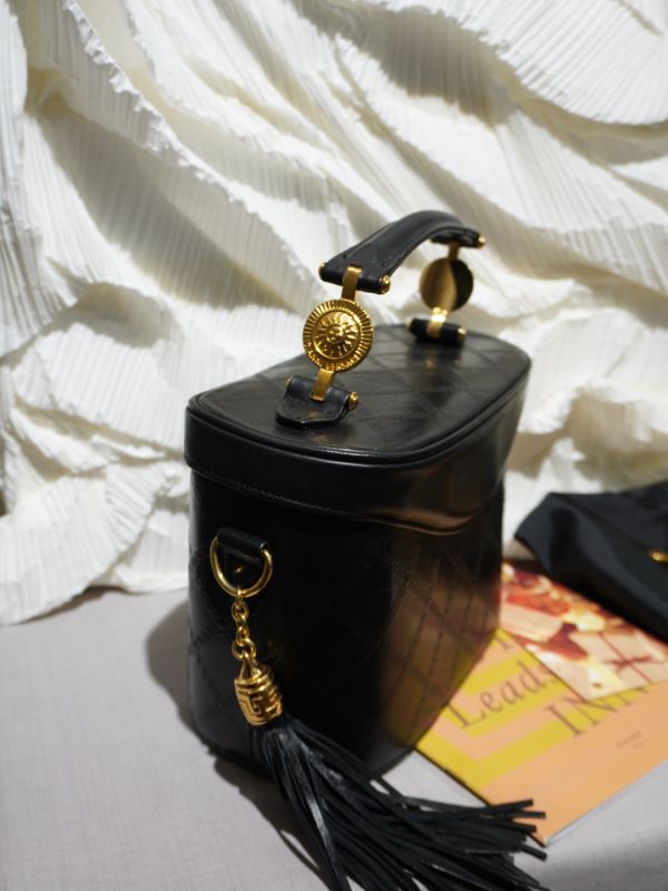 Versace黑金太陽神流蘇盒子包 #220785 