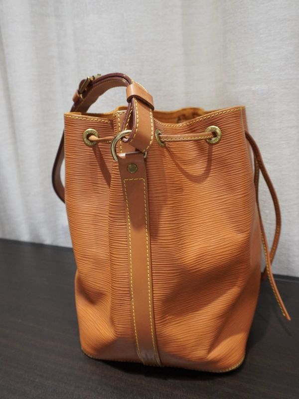 LV焦糖色水波紋水桶包 #252016 