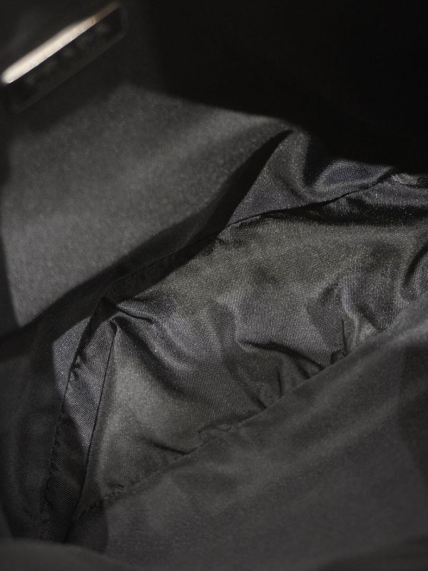 Prada黑色腋下包 #251961 