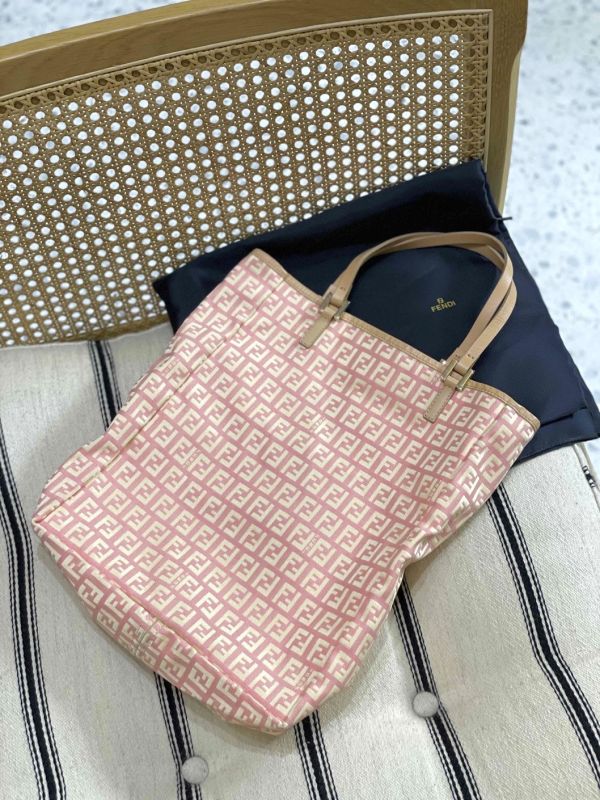 Fendi 粉色托特包 #241400 