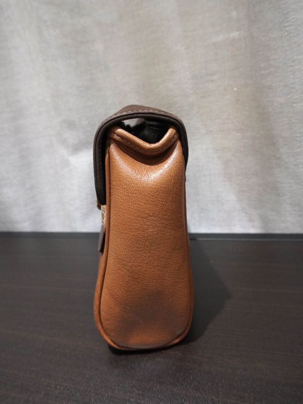 Loewe焦糖色蛇骨手拿包 #251905 