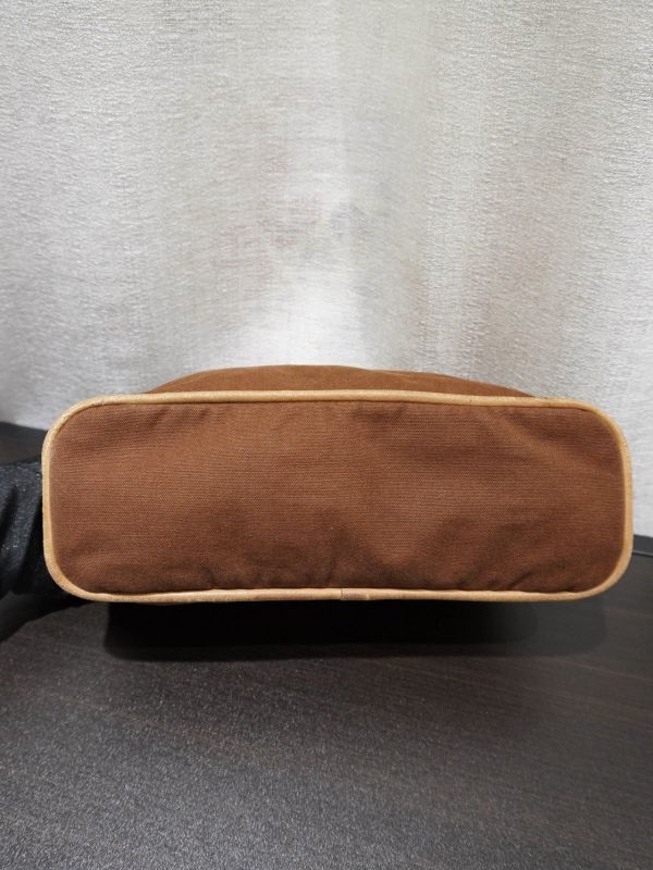 Hermes咖啡色化妝包 #252005 