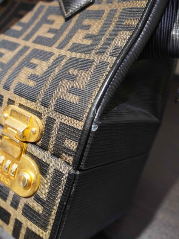Fendi老花鎖釦手提箱 #220141 