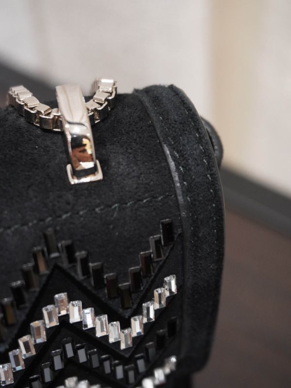 Ferragamo黑銀色鏈條包 #251968 