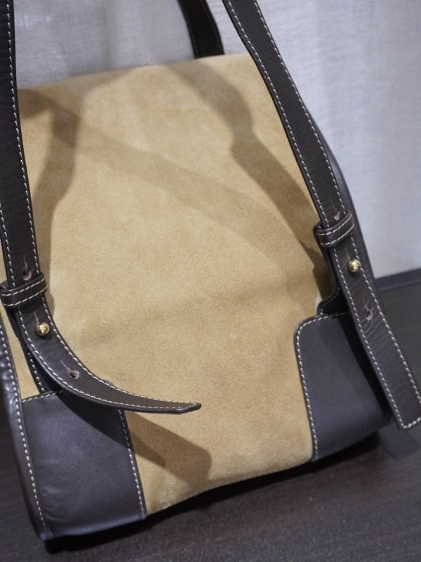 Loewe翻毛皮肩背包 #251978 