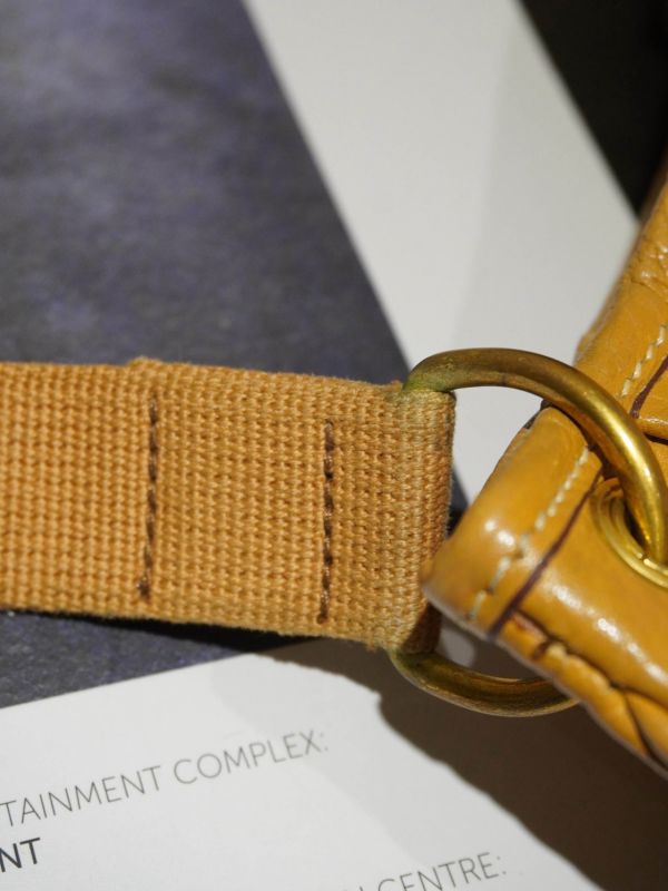 Hermes焦糖色斜背包 #251955 