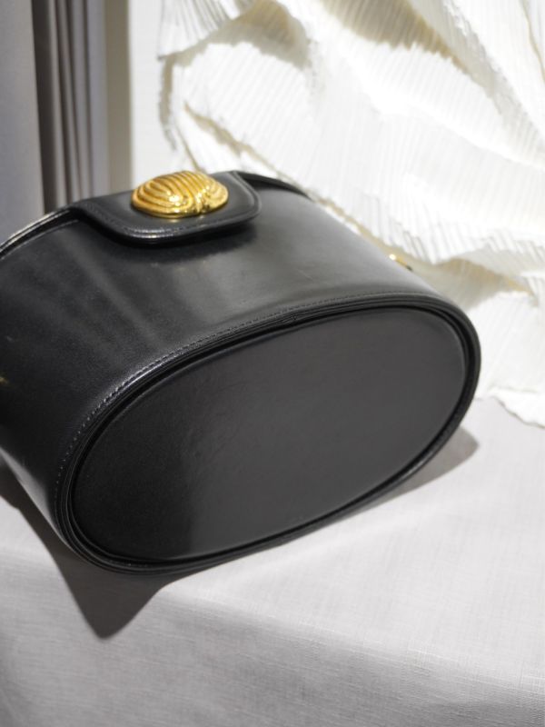 Givenchy黑色替換扣手提盒 #220304 