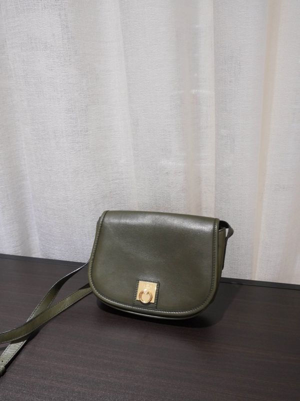 Celine橄欖綠色肩背包 #251933 