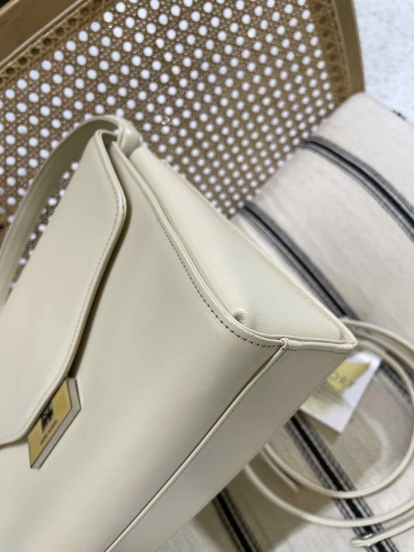 mila sehon 米色肩背包 #241399 