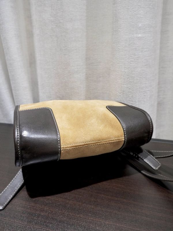 Loewe翻毛皮肩背包 #251978 