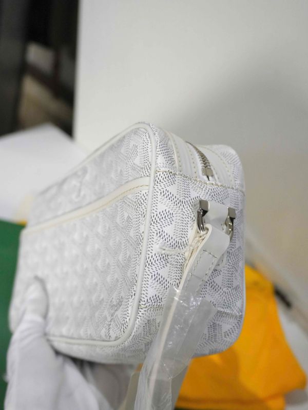 Goyard白色相機包 pm#241384 